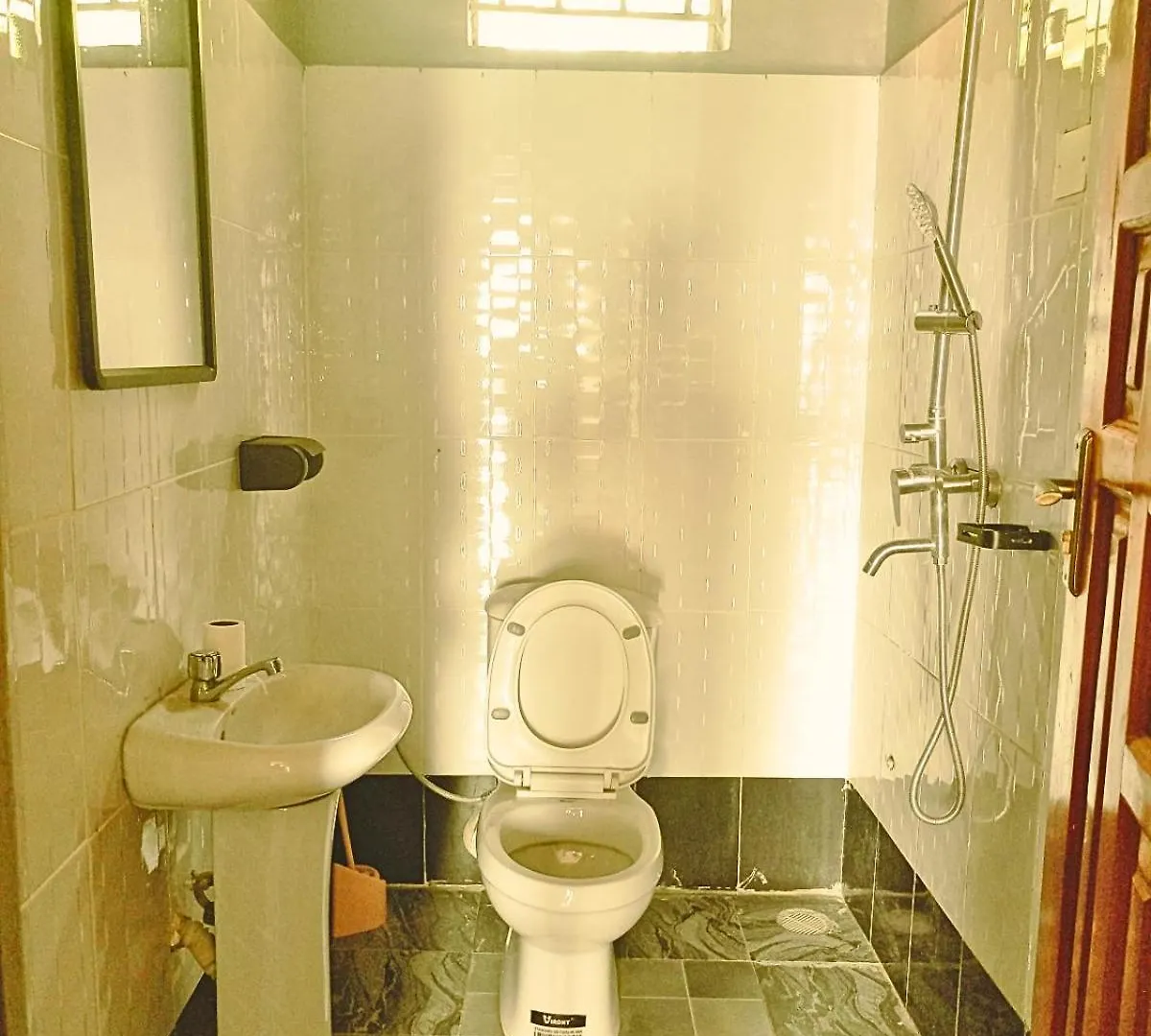 Apartamento Cave Enterprise Kampala